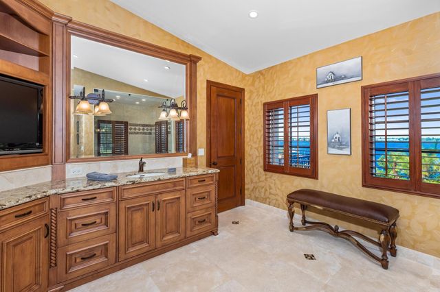 13054 NW Gilson Road, Palm City, FL 34990