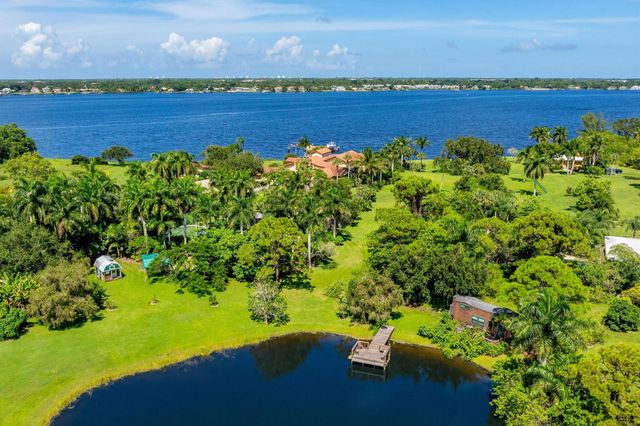 13054 NW Gilson Road, Palm City, FL 34990