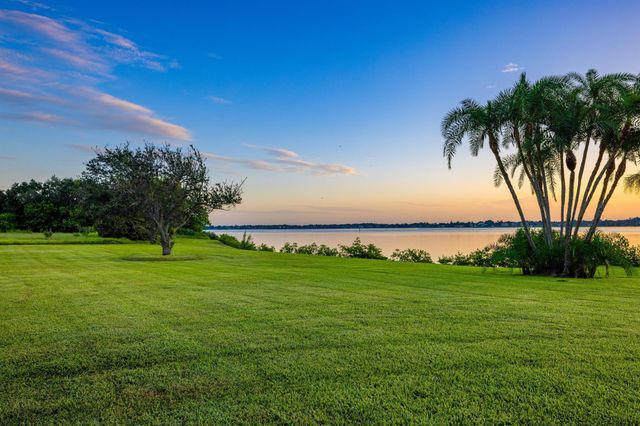 13054 NW Gilson Road, Palm City, FL 34990