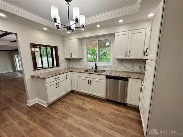 3975 Conference Road, Sugarcreek Twp, OH 45305