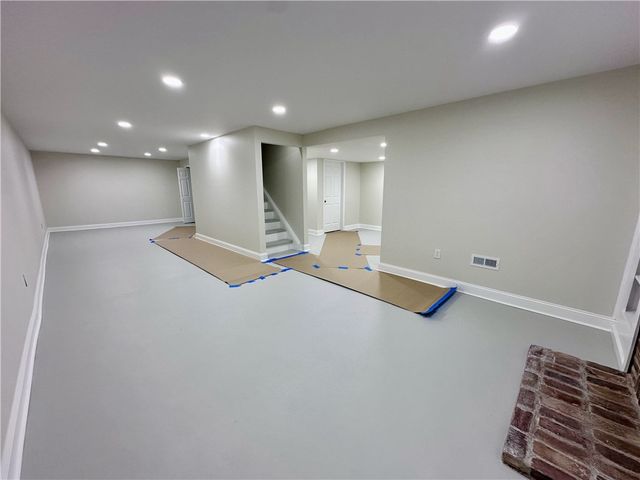 3975 Conference Road, Sugarcreek Twp, OH 45305