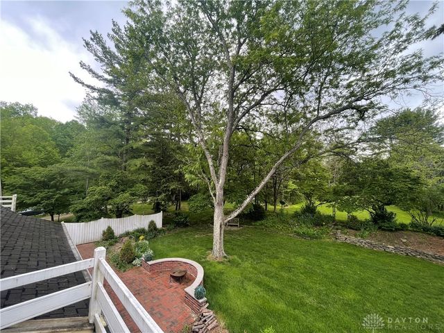 3975 Conference Road, Sugarcreek Twp, OH 45305