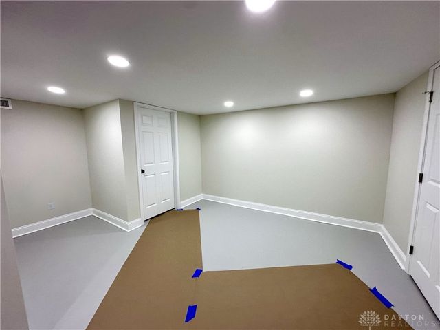 3975 Conference Road, Sugarcreek Twp, OH 45305