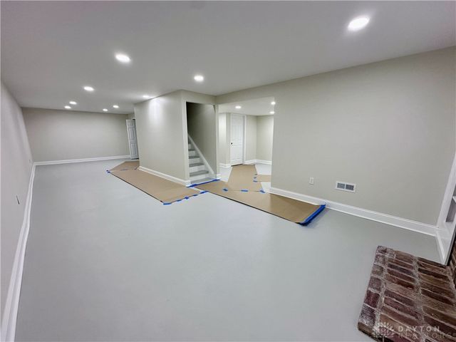 3975 Conference Road, Sugarcreek Twp, OH 45305