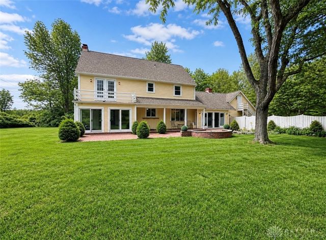3975 Conference Road, Sugarcreek Twp, OH 45305