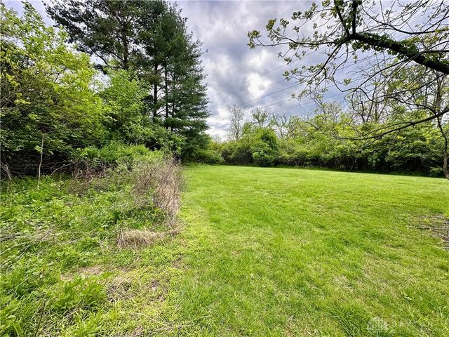 3975 Conference Road, Sugarcreek Twp, OH 45305