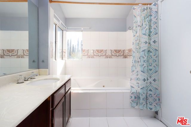 37712 Duffel Street, Palmdale, CA 93552