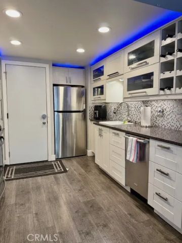 5291 Colodny Drive 5, Agoura Hills, CA 91301