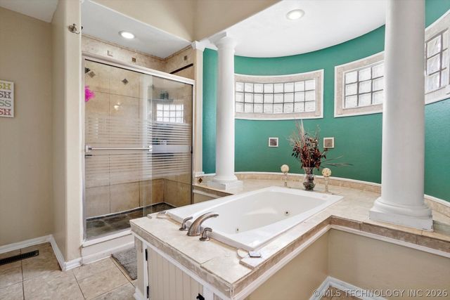 524 S 67th Street, Broken Arrow, OK 74014