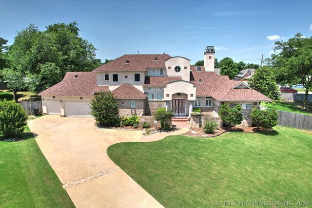 524 S 67th Street, Broken Arrow, OK 74014