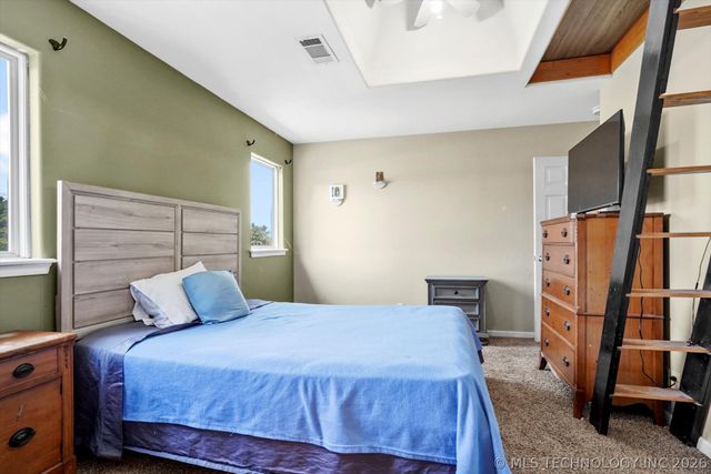 524 S 67th Street, Broken Arrow, OK 74014