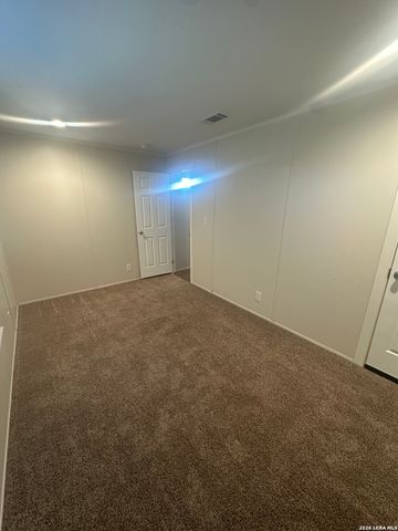 825 County Road 640, Hondo, TX 78861