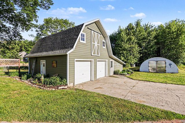 2175 E Hinchman Road, Berrien Springs, MI 49103