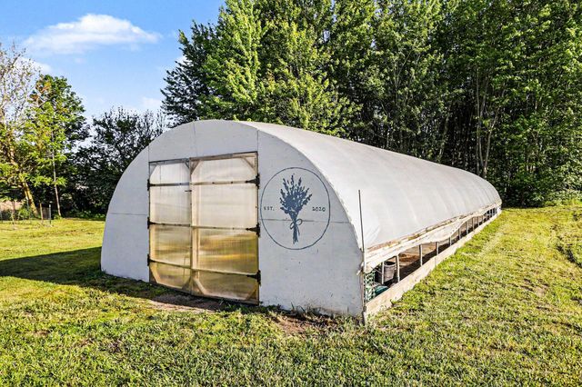 2175 E Hinchman Road, Berrien Springs, MI 49103