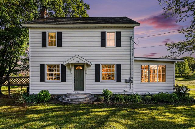 2175 E Hinchman Road, Berrien Springs, MI 49103