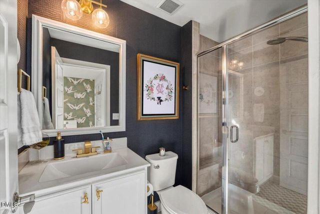 2806 Bedford Green Drive 102, Raleigh, NC 27604