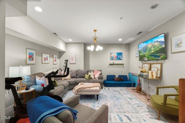 2806 Bedford Green Drive 102, Raleigh, NC 27604