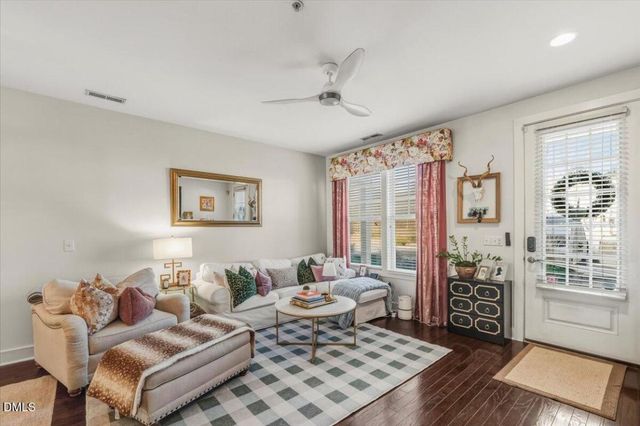 2806 Bedford Green Drive 102, Raleigh, NC 27604