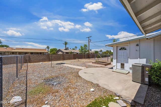 12422 N Cherry Hills Drive E, Sun City, AZ 85351