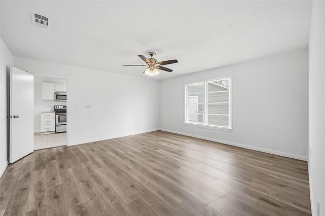 418 Russell Street, White Settlement, TX 76108