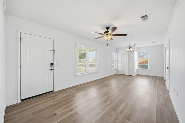 418 Russell Street, White Settlement, TX 76108