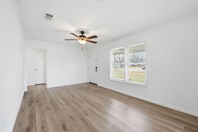 418 Russell Street, White Settlement, TX 76108