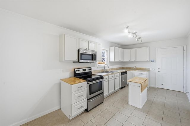 418 Russell Street, White Settlement, TX 76108