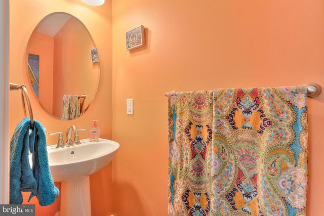 36451 DOG LEG CT, Frankford, DE 19945