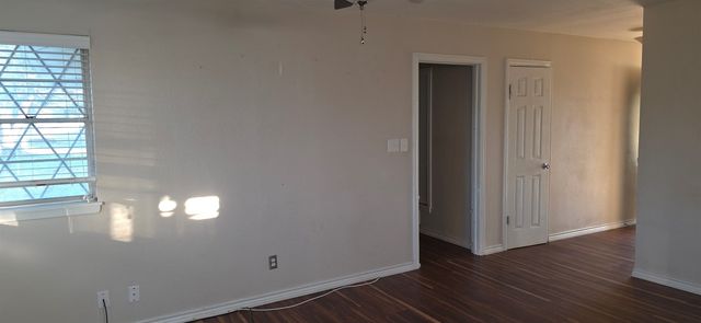 1423 Rolling Hills Drive, Graham, TX 76450