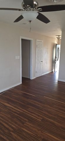 1423 Rolling Hills Drive, Graham, TX 76450