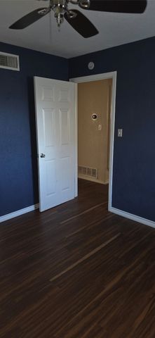 1423 Rolling Hills Drive, Graham, TX 76450