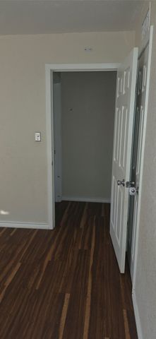 1423 Rolling Hills Drive, Graham, TX 76450