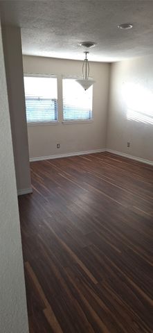 1423 Rolling Hills Drive, Graham, TX 76450