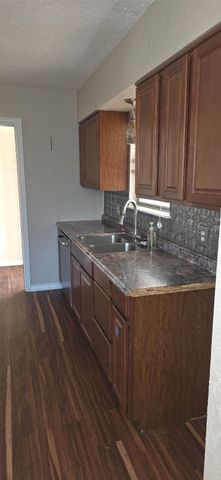 1423 Rolling Hills Drive, Graham, TX 76450