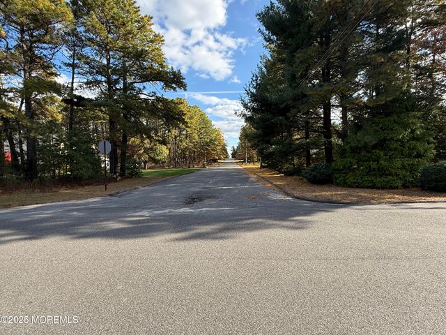 1901 Chilvers Avenue, Whiting, NJ 08759
