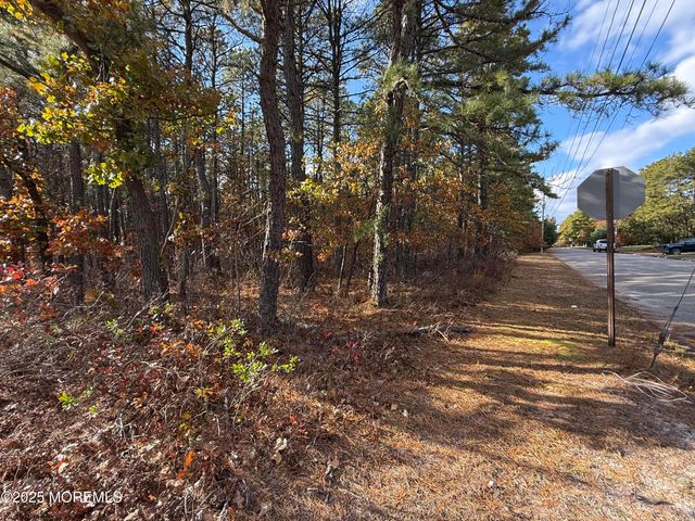 1901 Chilvers Avenue, Whiting, NJ 08759