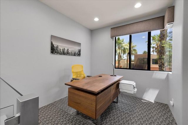 922 Alejo Vista, Palm Springs, CA 92262