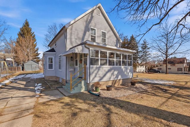 614 E Washington Street, Ionia, MI 48846