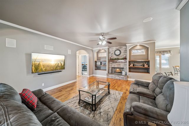 26110 E 115th Court, Coweta, OK 74429