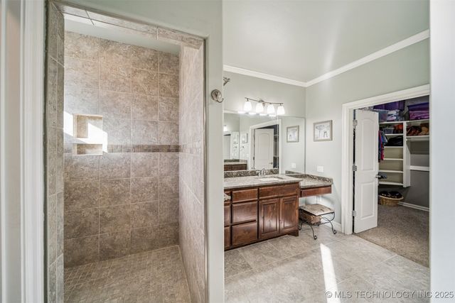 26110 E 115th Court, Coweta, OK 74429