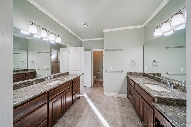 26110 E 115th Court, Coweta, OK 74429