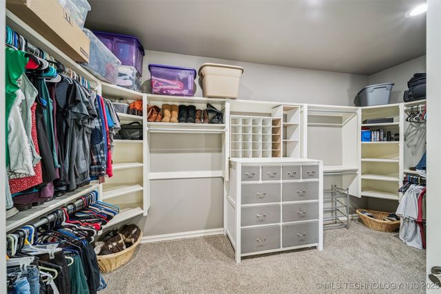 26110 E 115th Court, Coweta, OK 74429