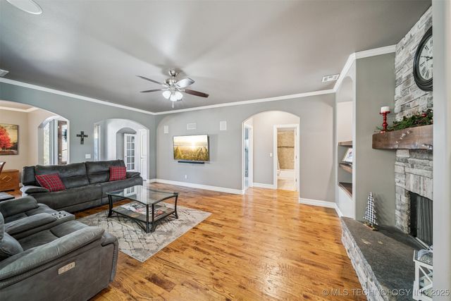 26110 E 115th Court, Coweta, OK 74429