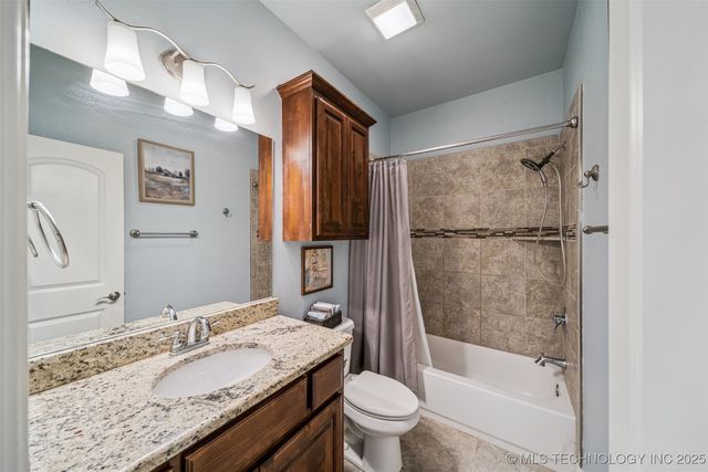 26110 E 115th Court, Coweta, OK 74429