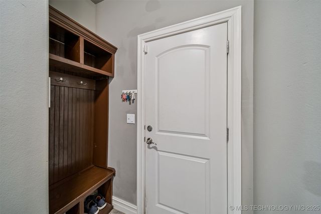 26110 E 115th Court, Coweta, OK 74429