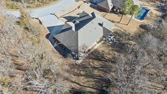 26110 E 115th Court, Coweta, OK 74429