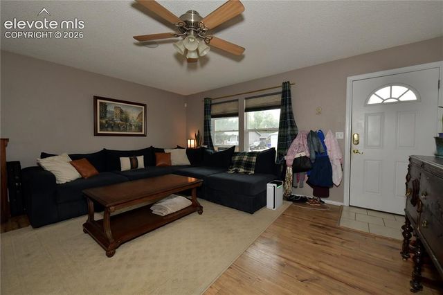 4885 Hunters Run NA, Colorado Springs, CO 80911