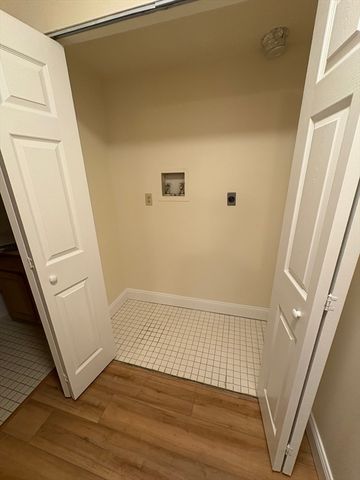 400 Massachusetts Avenue 34, Boston, MA 02115