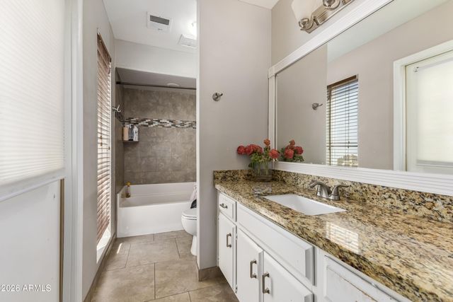 535 W PANTERA Avenue, Mesa, AZ 85210