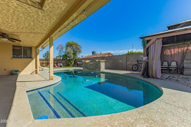 535 W PANTERA Avenue, Mesa, AZ 85210